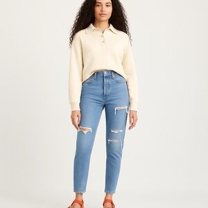 Levi’s High Waisted Mom Jeans Sz 26 Light Wash Distressed Denim